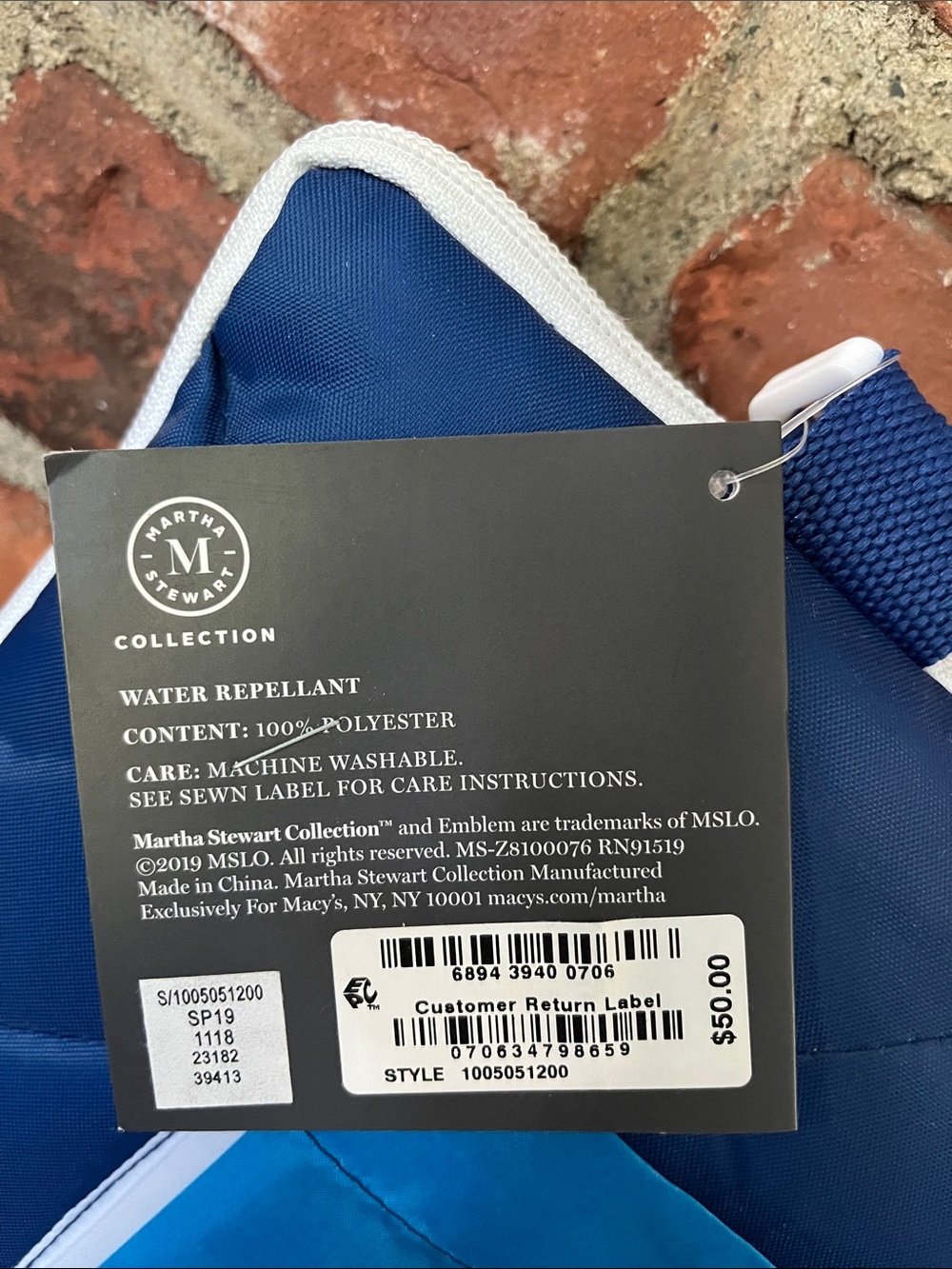 Martha Stewart Zippered Beach Blanket in Navy, Aqua & White - Picture 3 of 6